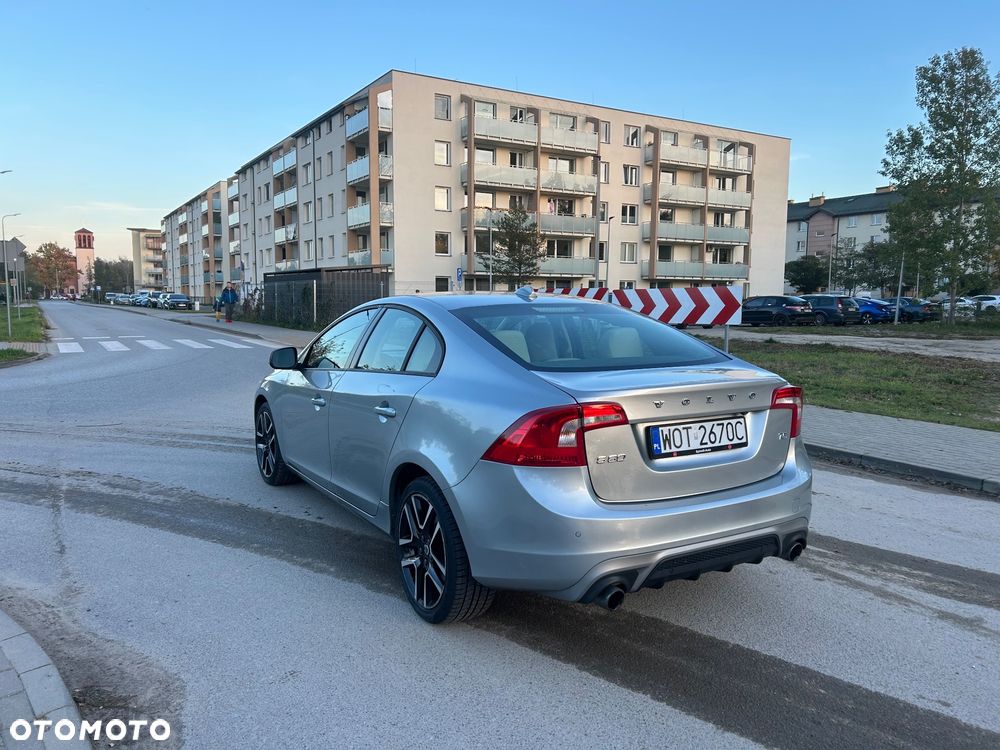 Volvo S60 T5 Drive-E R-Design Momentum - 9