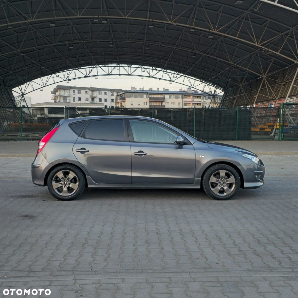Hyundai i30 1.4 Blue Classic - 19