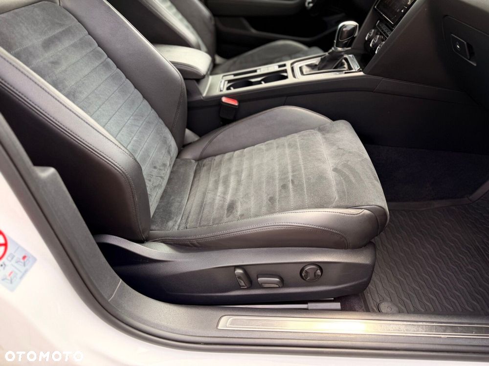 Volkswagen Passat - 29