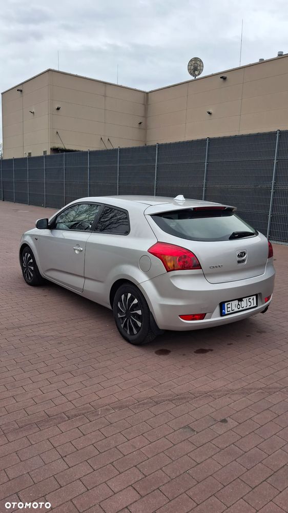 Kia Ceed 1.6 Comfort - 6