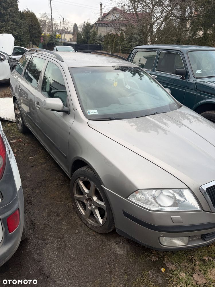Skoda Octavia 2.0 TDI DPF Elegance DSG - 8