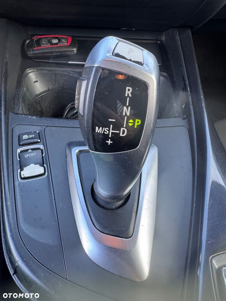 BMW Seria 1 118d - 16