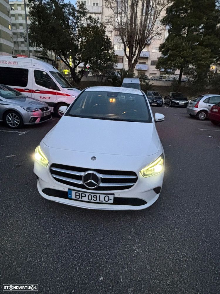 Mercedes-Benz B 180 d 7G-DCT Editon 19 - 3