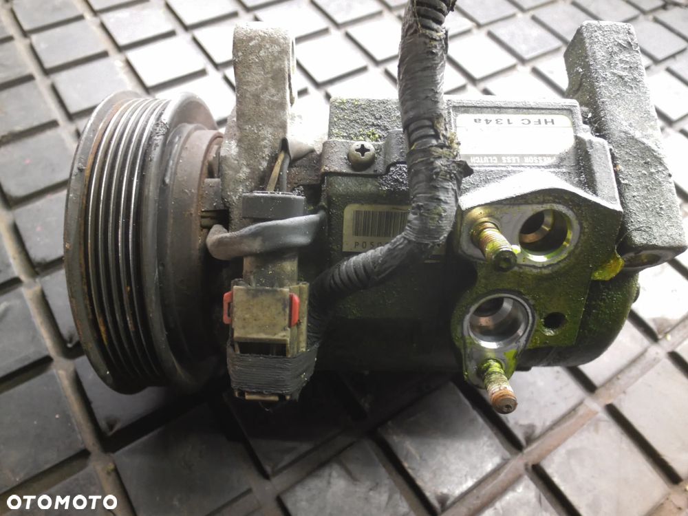 Sprężarka klimatyzacji Chrysler Voyager IV 3.3 V6 447220-3452 05005440AA - 4