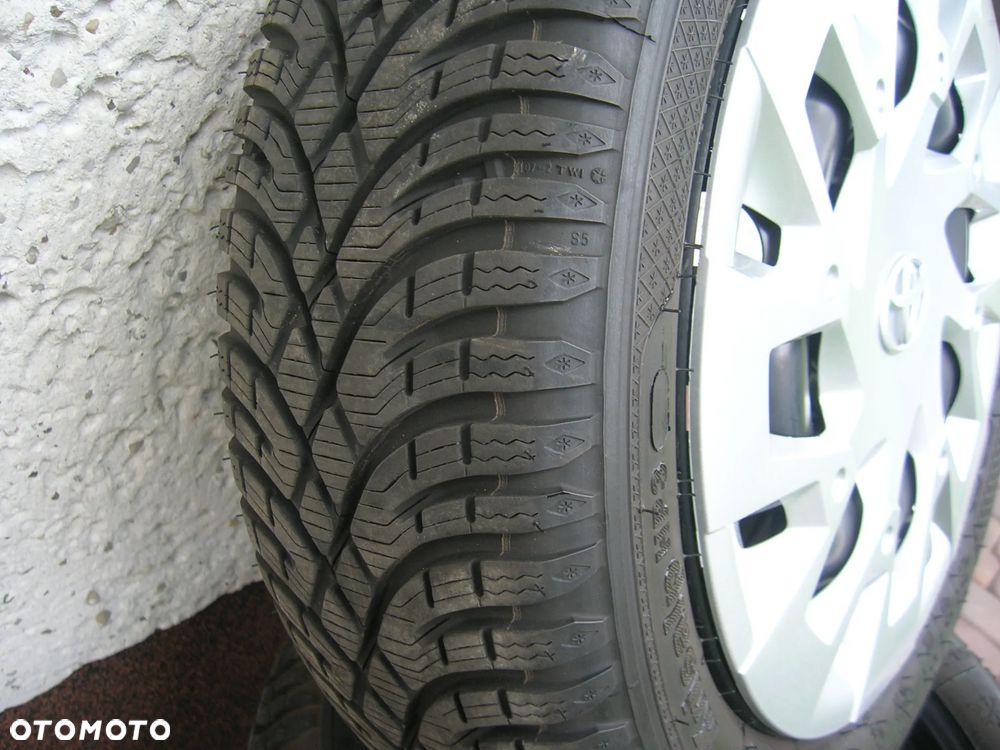 Koła zimowe Toyota 15 - 4