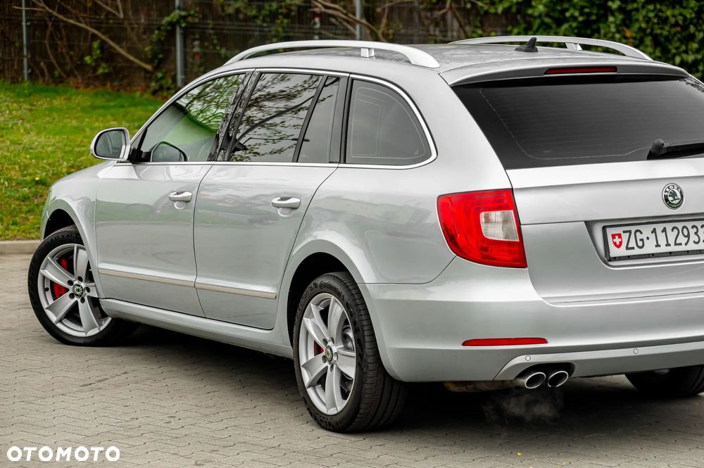 Skoda Superb 3.6 FSI 4x4 Elegance DSG - 10