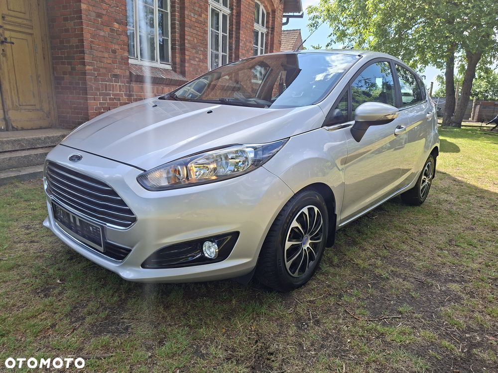 Ford Fiesta 2013 photo 2