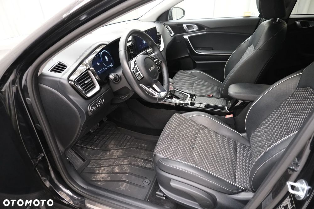 Kia XCeed 1.5 T-GDI Business Line DCT - 5