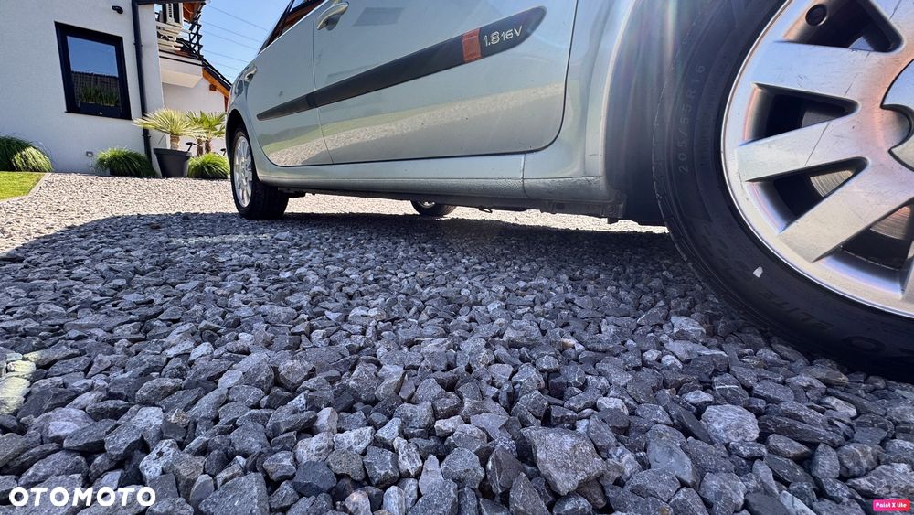 Renault Laguna 1.8 RXE - 7