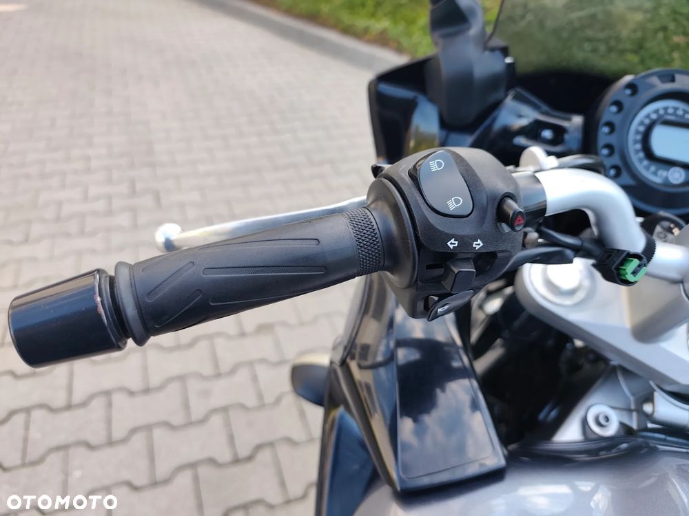 Yamaha FZ6 - 18