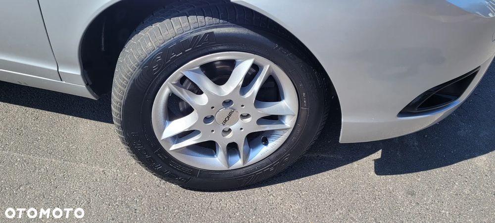 Lancia Ypsilon 1.2 8v - 14