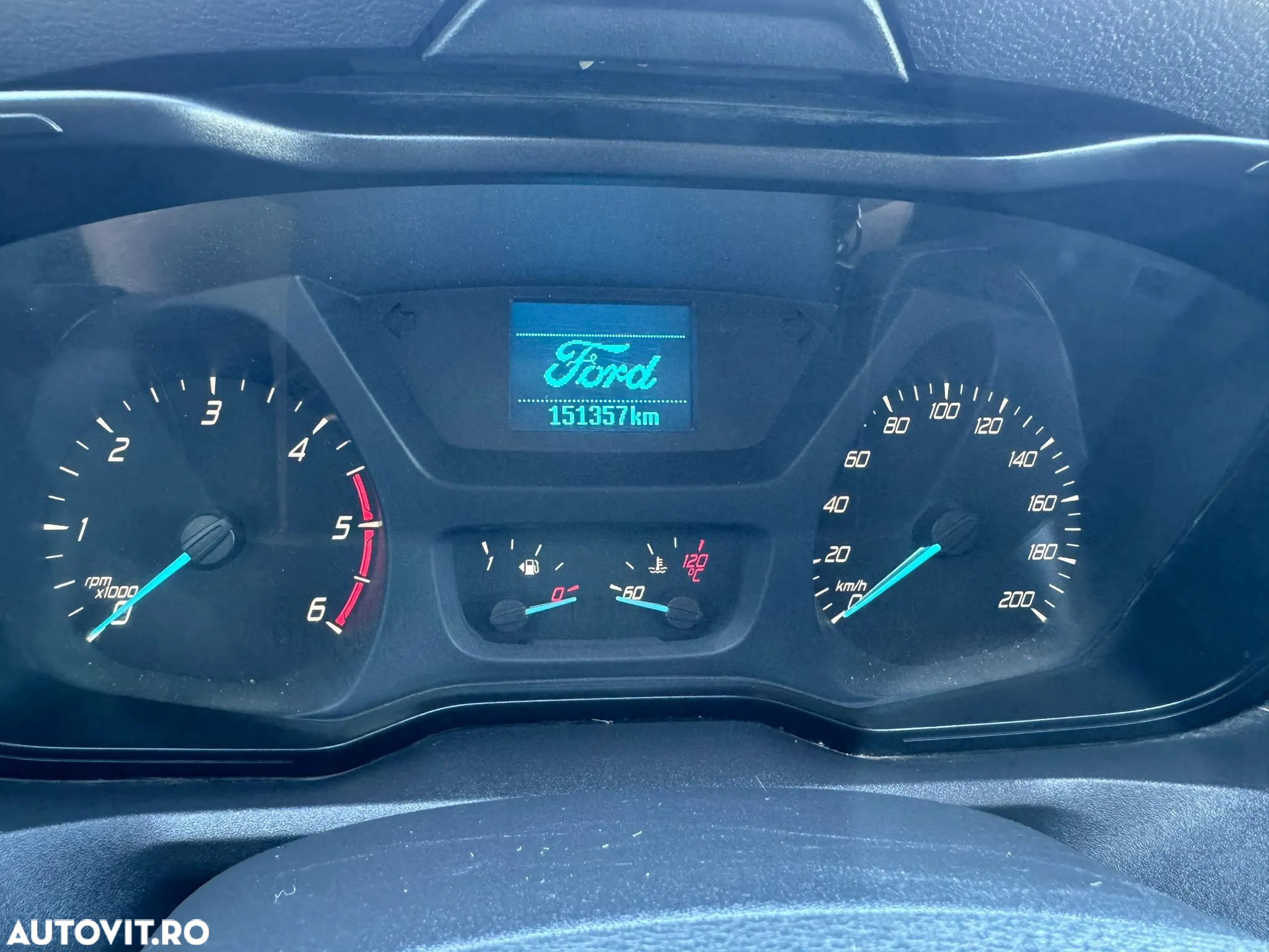 Ford transit - 28