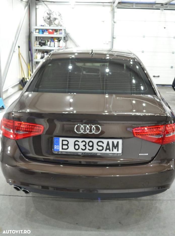 Audi A4 2.0 TDI quattro Stronic - 8