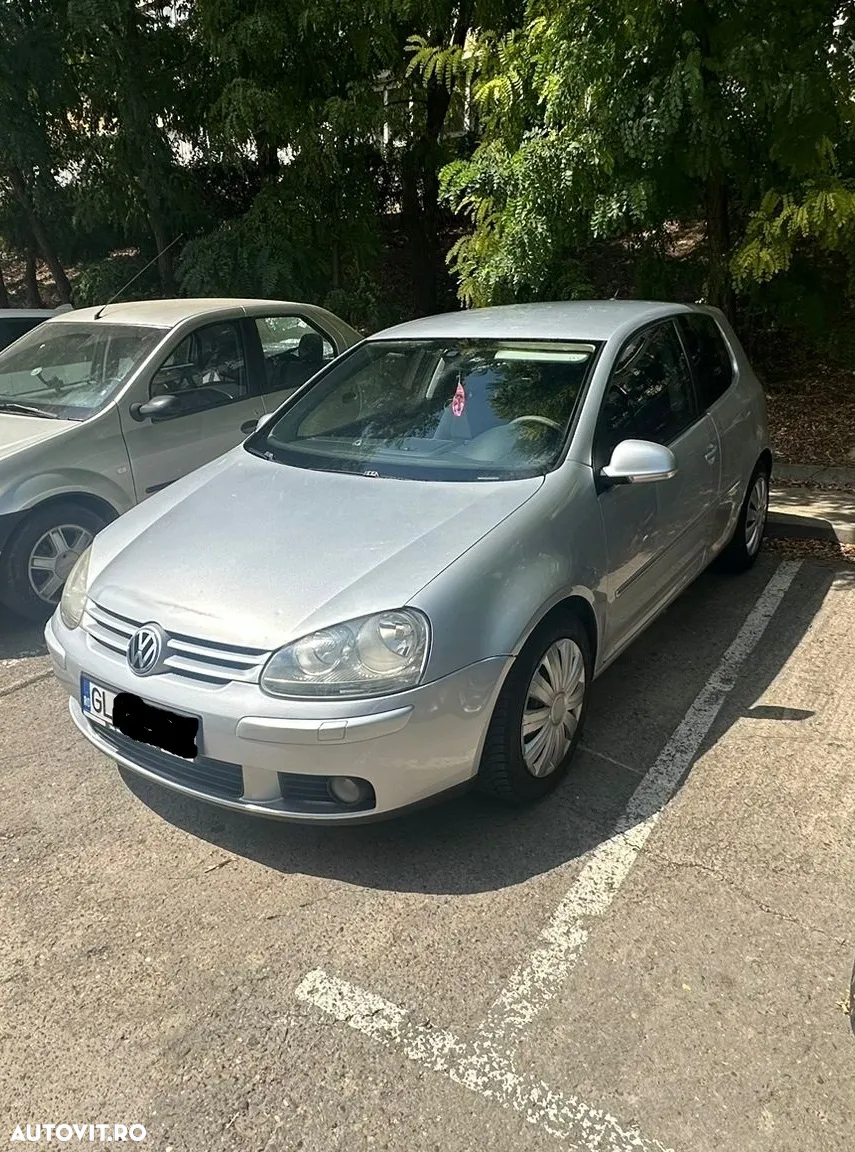 Volkswagen Golf - 2