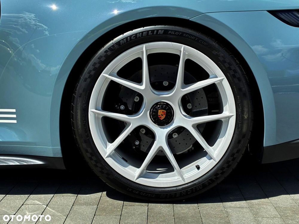 Porsche 911 - 13