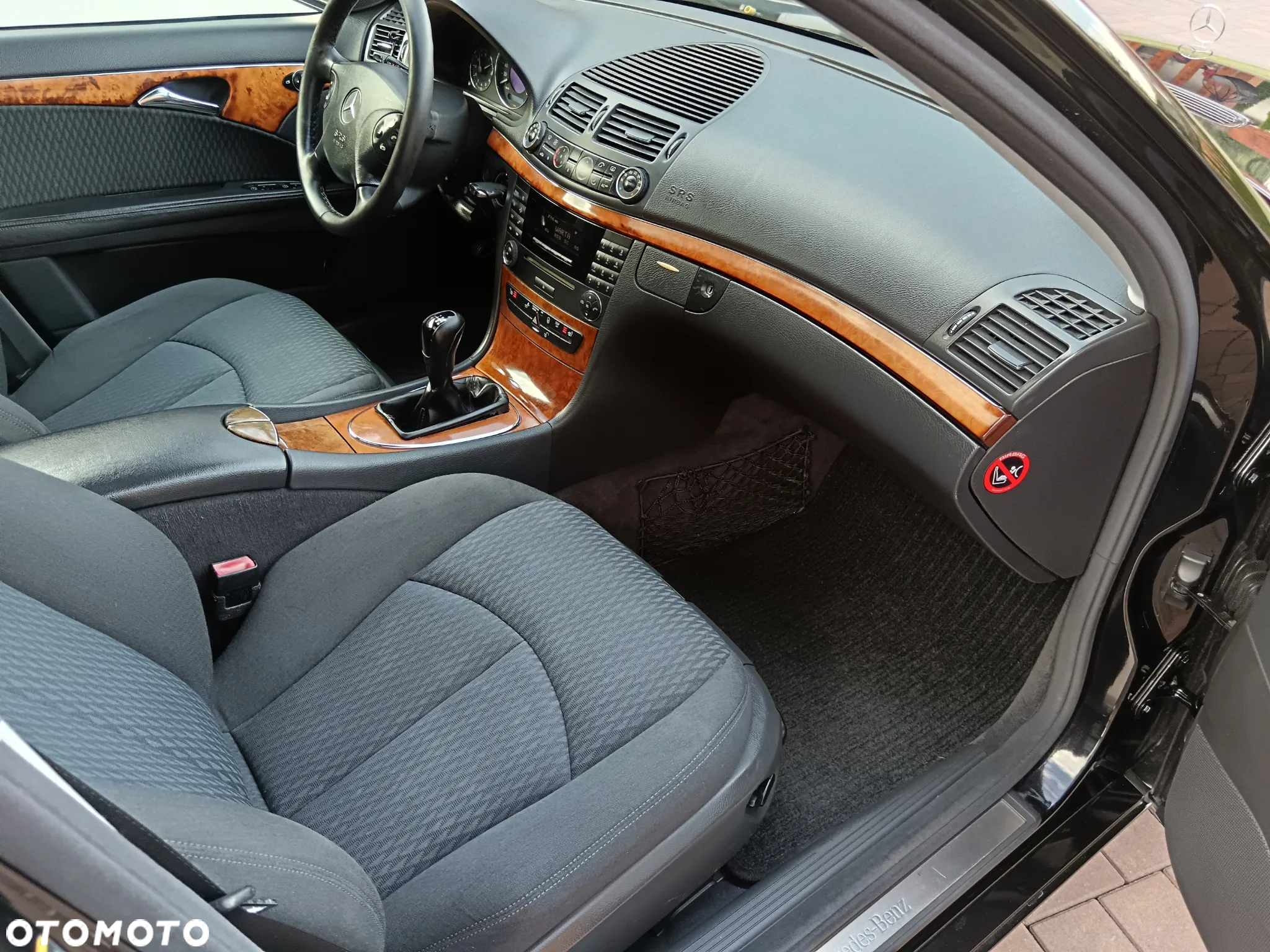 Mercedes-Benz Klasa E 200 Kompressor T Avantgarde - 16