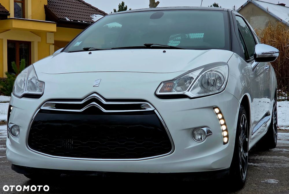 Citroën DS3 HDi 90 FAP SoChic - 2