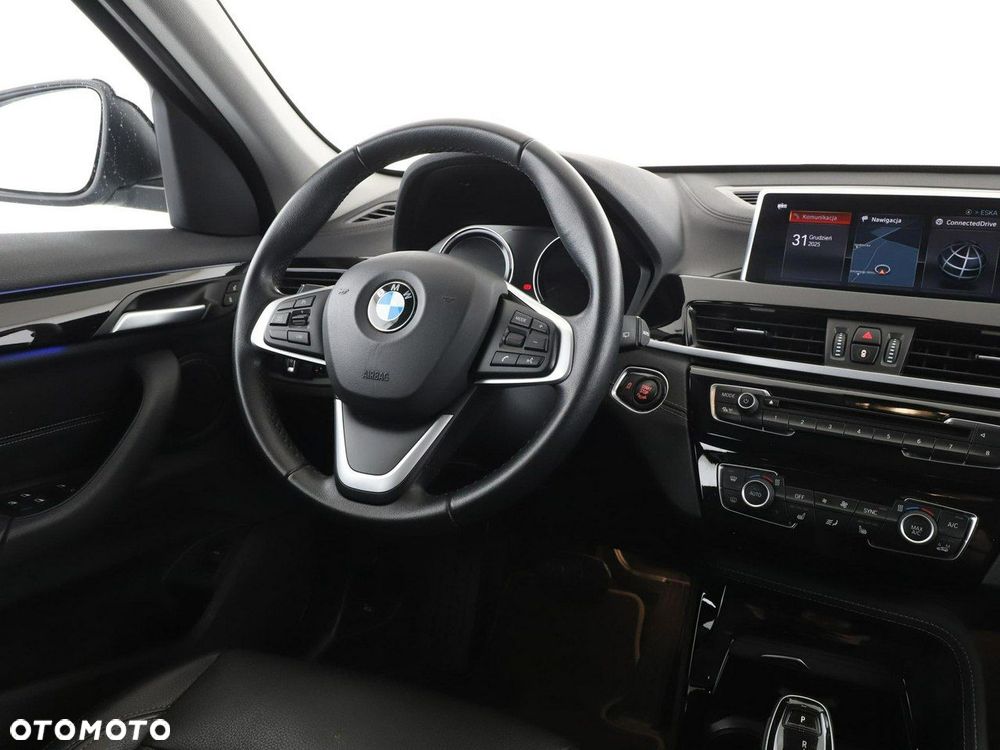 BMW X1 sDrive20d xLine - 16