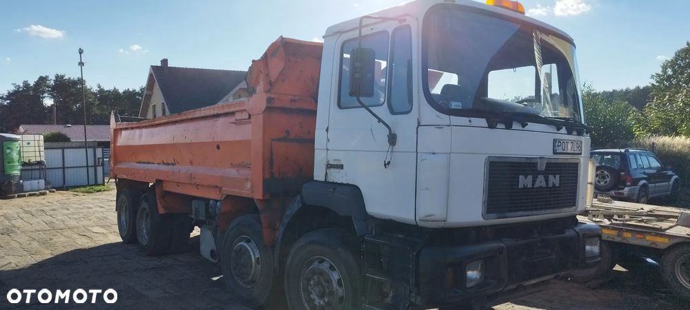MAN F2000 - 2