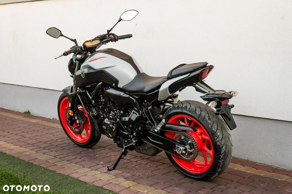 Yamaha MT - 4