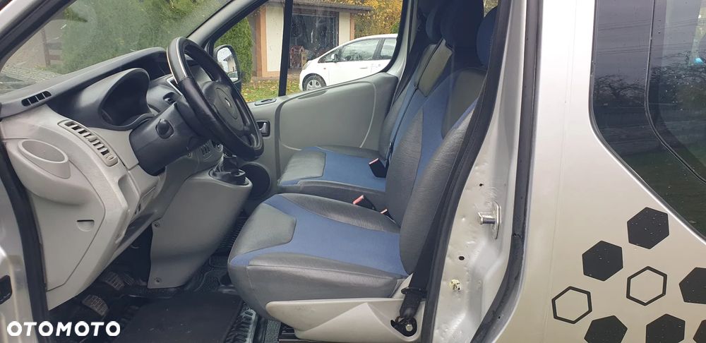 Renault Trafic 2.0 dCi 115 Combi L1H1 - 5