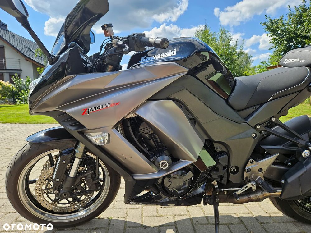 Kawasaki Ninja 1000 SX - 4
