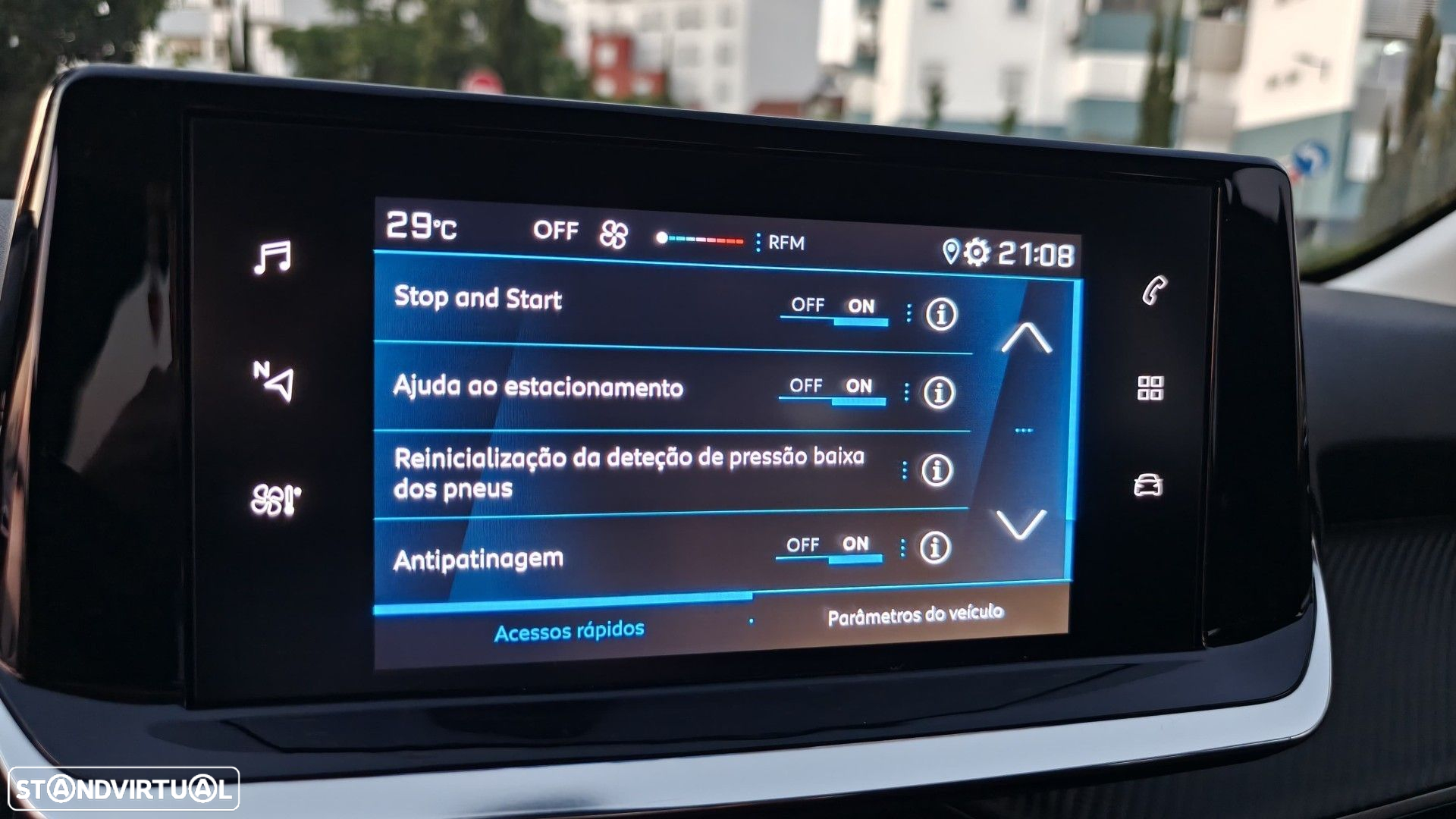 Peugeot 208 1.2 PureTech Active - 47