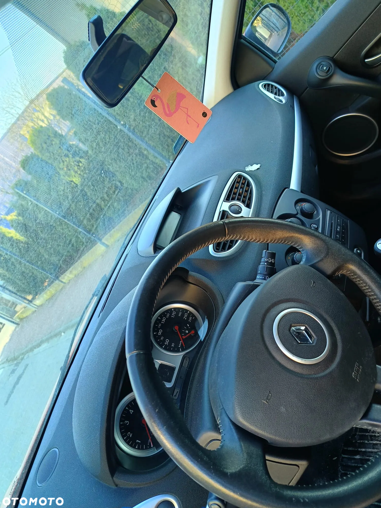 Renault Clio - 6