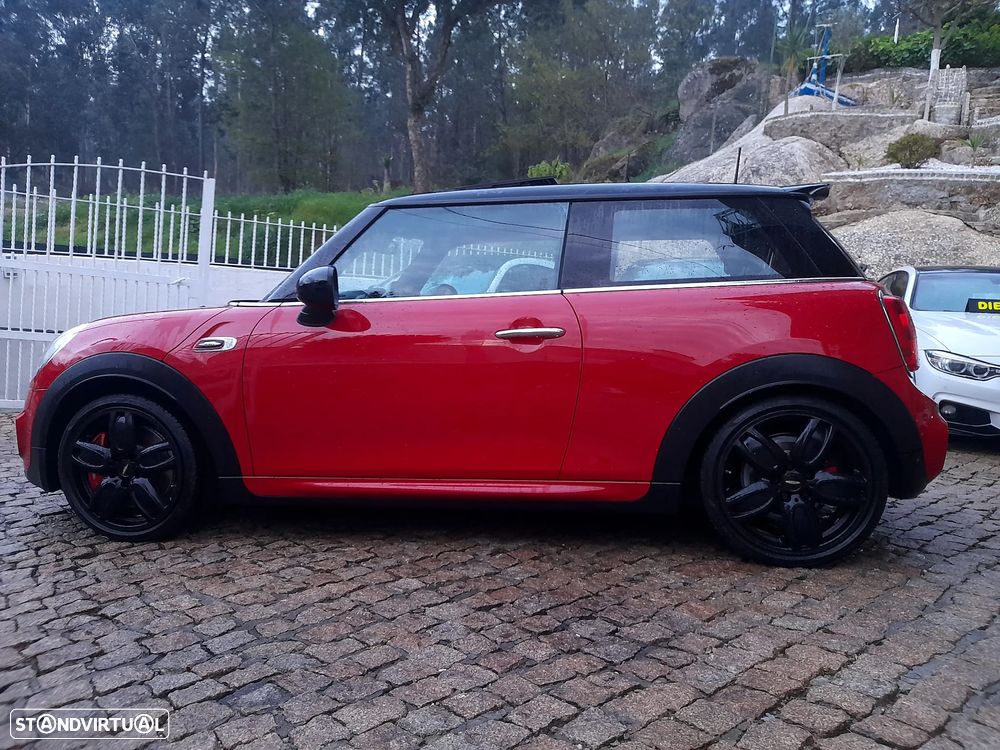 MINI 3 Portas John Cooper Works Auto Desportiva - 3