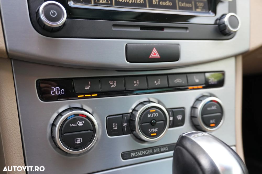 Volkswagen Passat CC 2.0 TDI 4Motion BlueMotion Technology DSG - 32