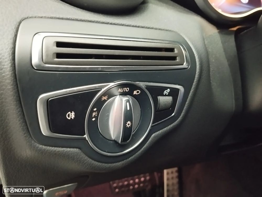 Mercedes-Benz C 200 AMG Line - 22