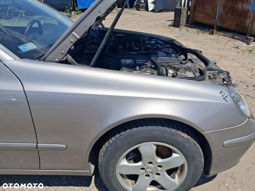 BLOTNIK PRAWY PRZOD MERCEDES E KLASA W211 723 - 1