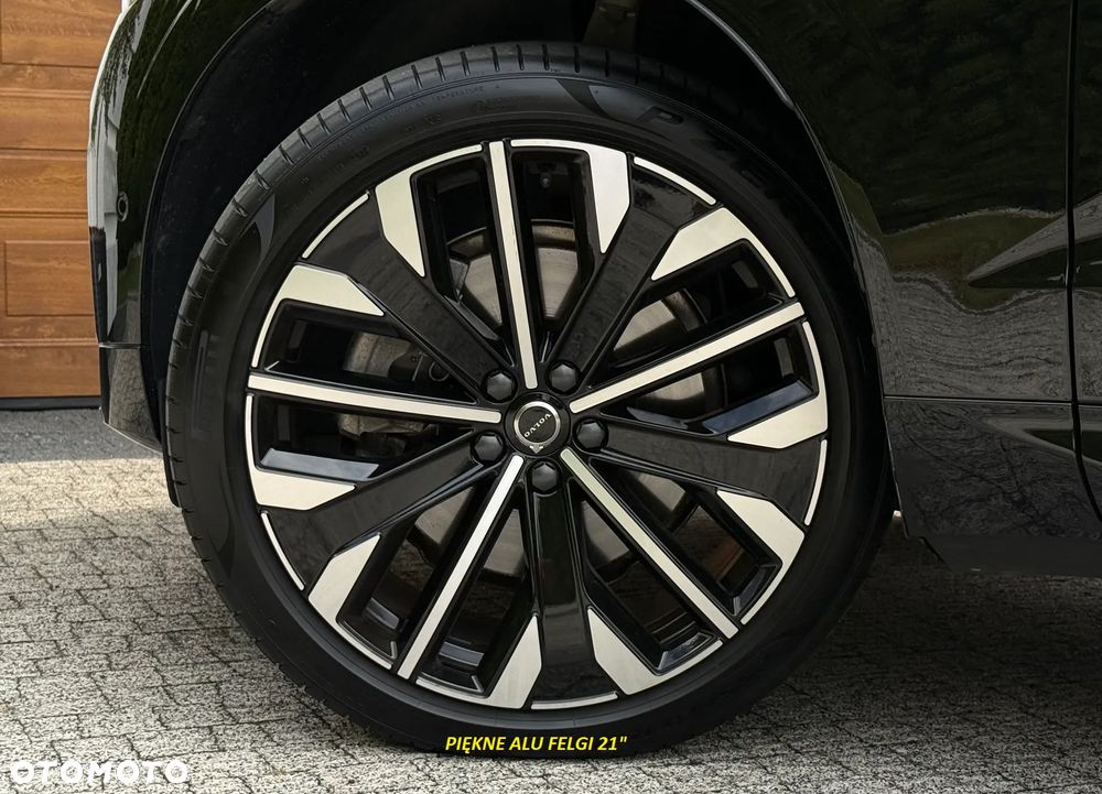Volvo XC 60 B5 B AWD Plus Dark - 34