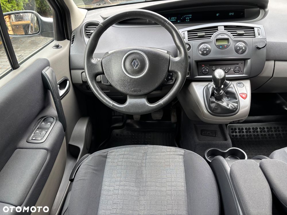 Renault Scenic 1.6 16V Expression - 15