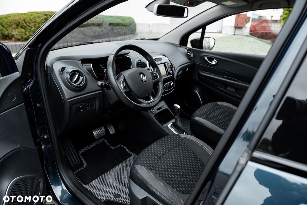 Renault Captur - 17