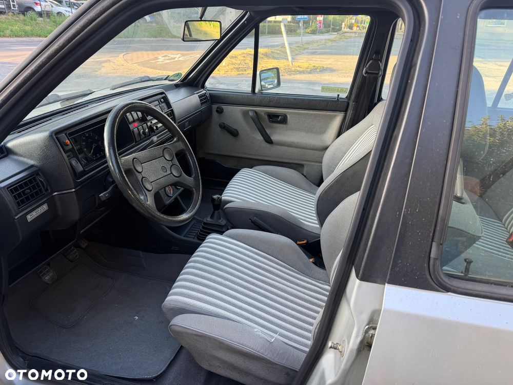 Volkswagen Jetta - 19