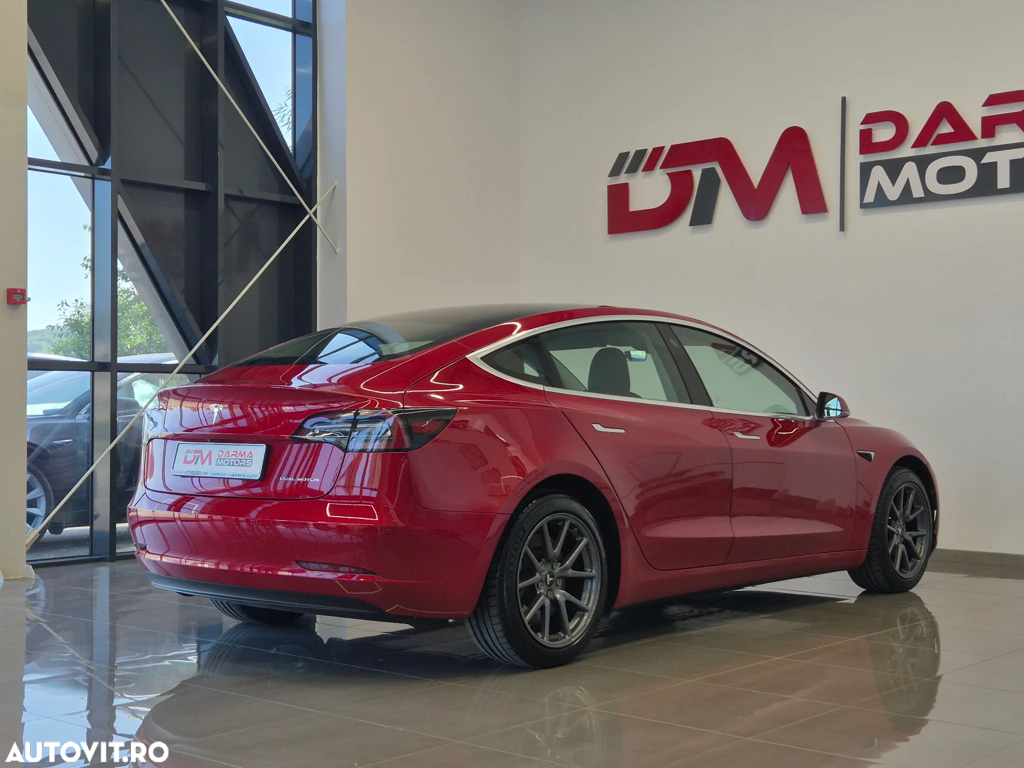 Tesla Model 3 Langstreckenbatterie Allradantrieb Dual Motor - 7