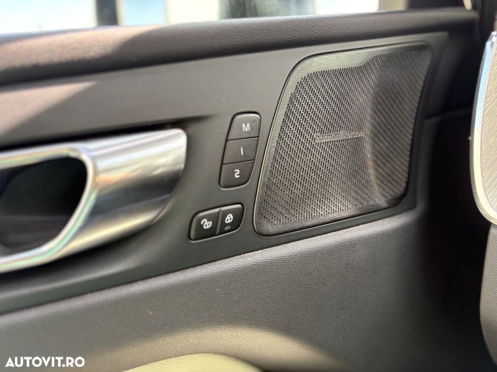 Volvo XC 60 D4 AWD Inscription - 28