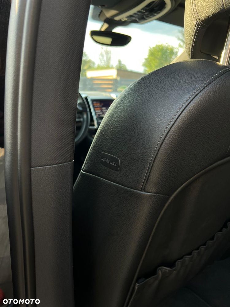 Porsche Cayenne - 13