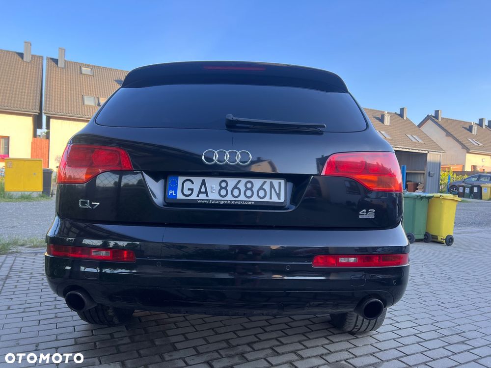 Audi Q7 - 4