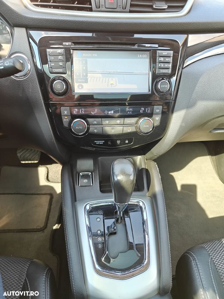 Nissan Qashqai 1.6 DCI Xtronic TEKNA+ - 10