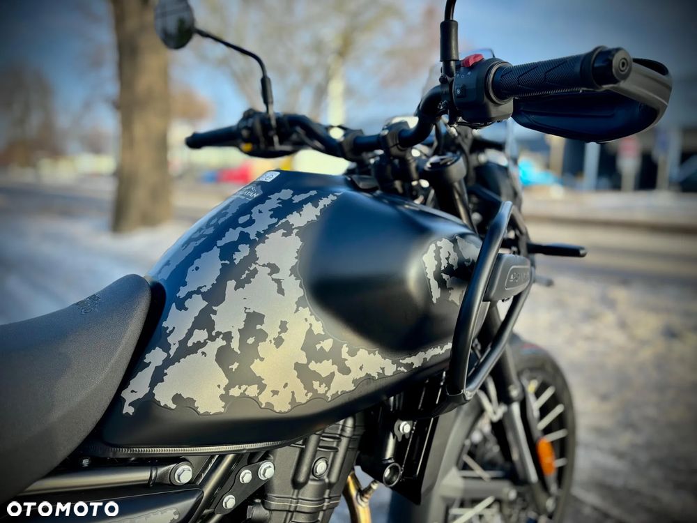 Royal Enfield Himalayan - 6