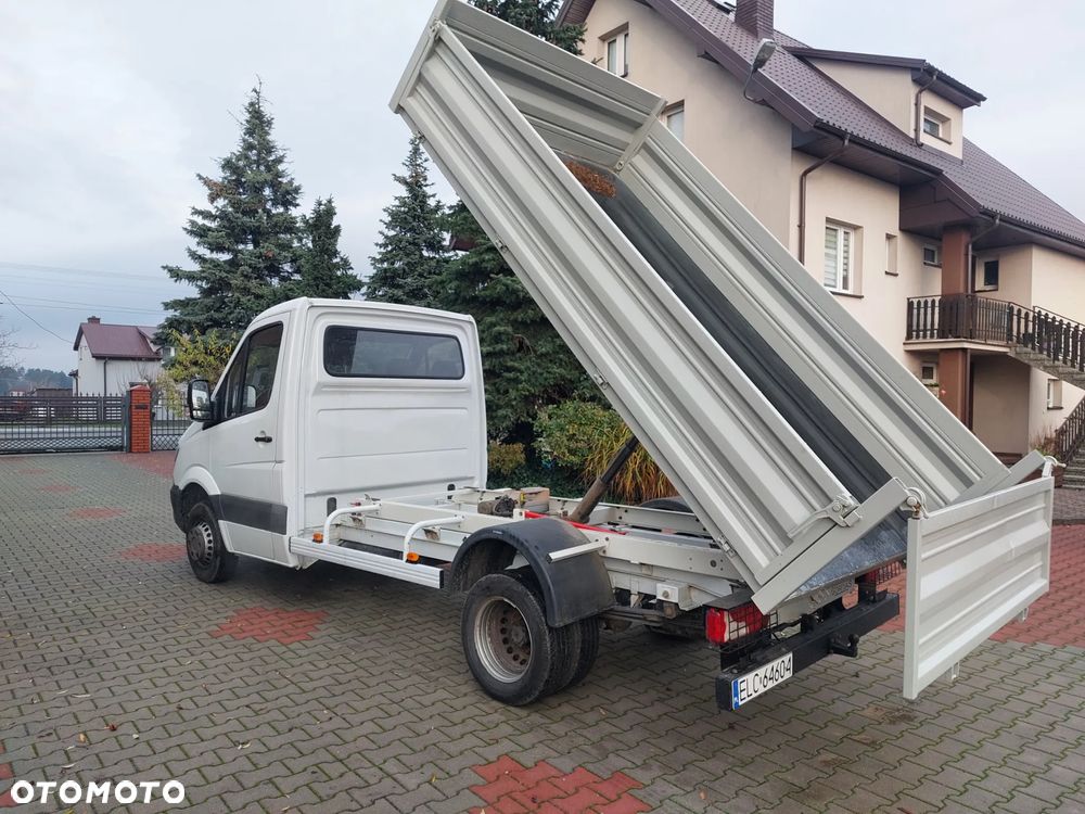 Mercedes-Benz Sprinter - 11