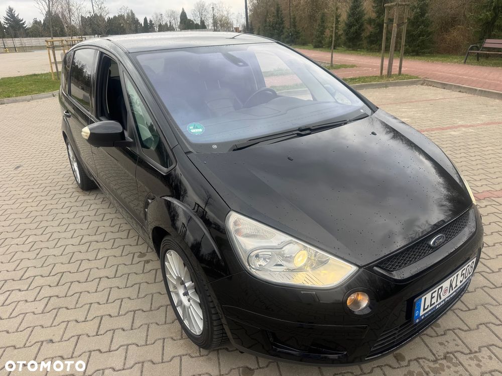 Ford S-Max 2.5 Titanium - 25