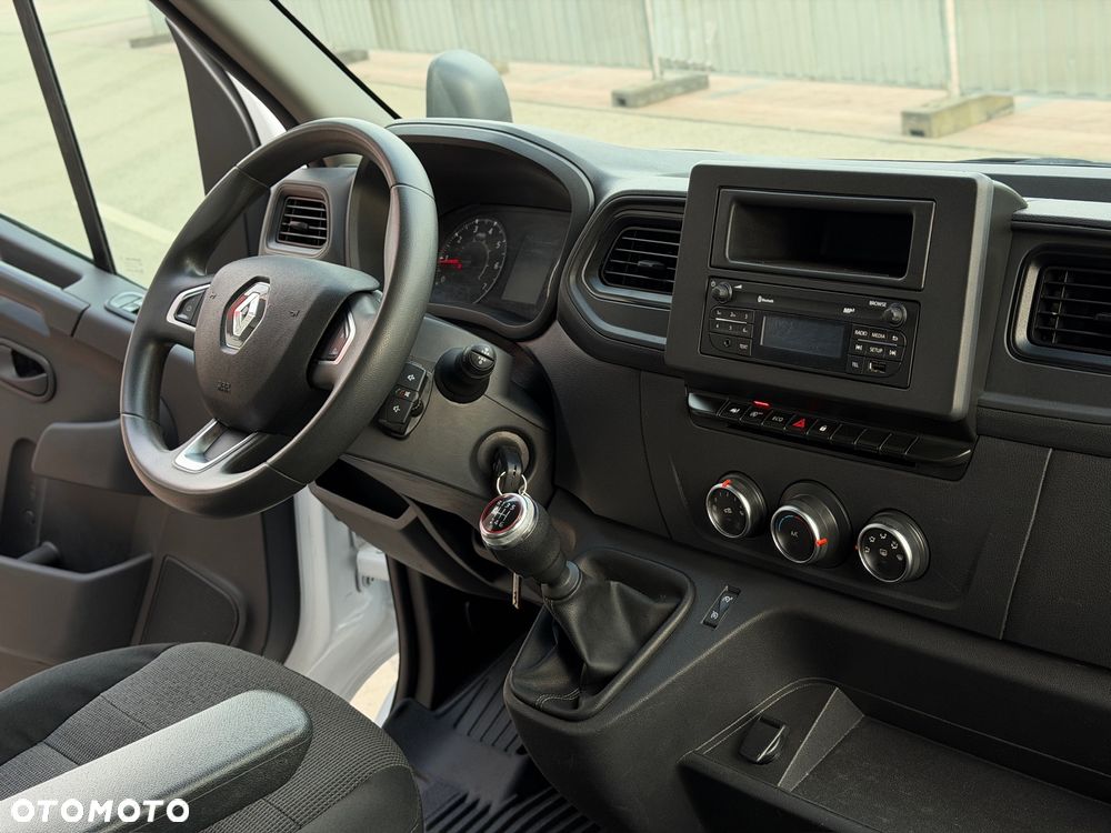 Renault Master - 10
