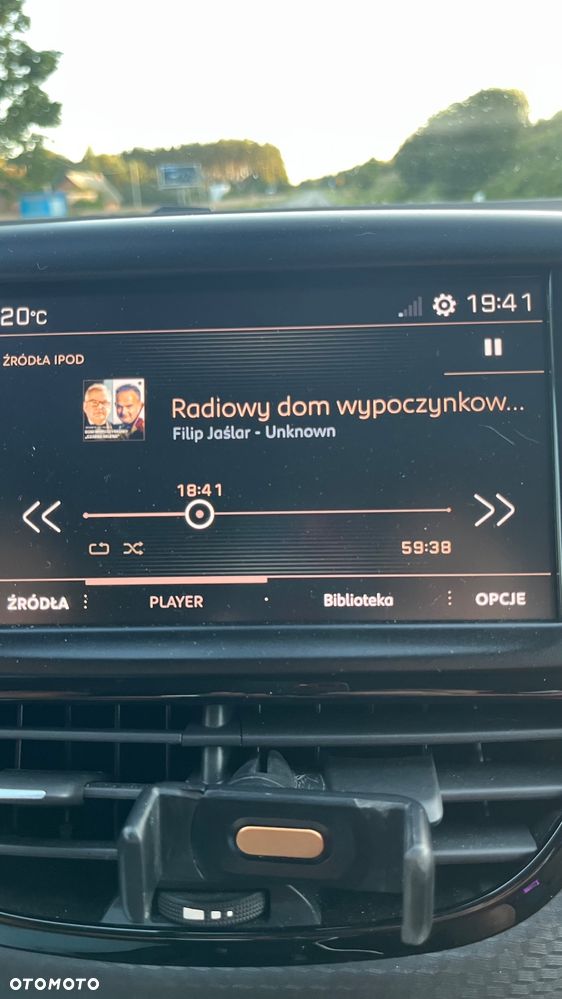 Peugeot 2008 1.6 BlueHDi Style - 13