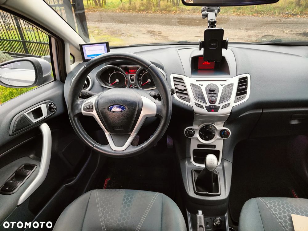 Ford Fiesta 1.6 Titanium - 5