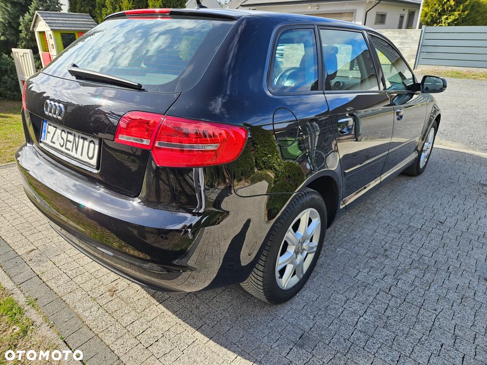 Audi A3 Sportback 1.4 TFSI S tronic Ambition - 4