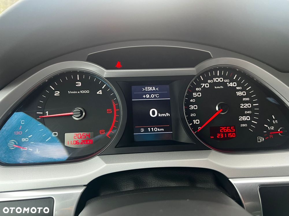 Audi A6 Avant 2.0 TDI - 26