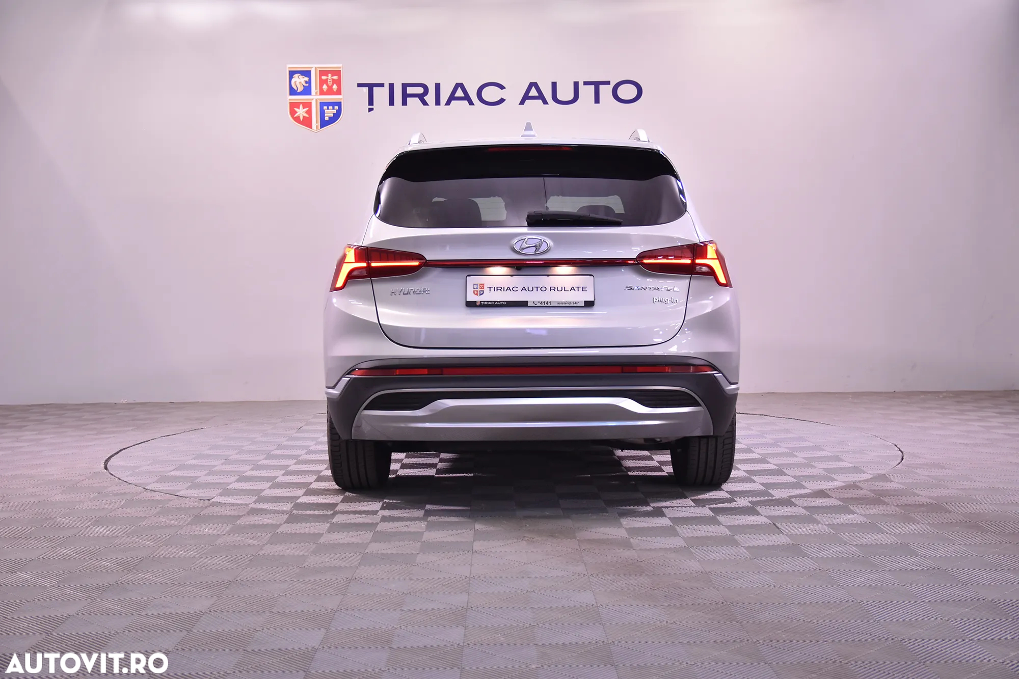 Hyundai Santa Fe - 4